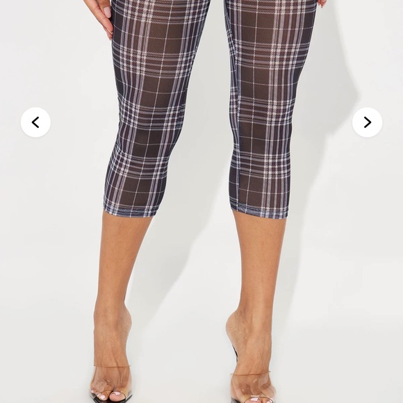 Plaid Sheer gingham mesh capri leggings - Picture 2 of 5